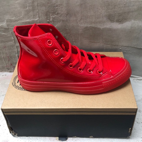$75 Converse CTAS Hi Casino Patent Red Shoes Men NWT $75 Converse CTAS Hi Casino Patent Red Shoes Men NWT